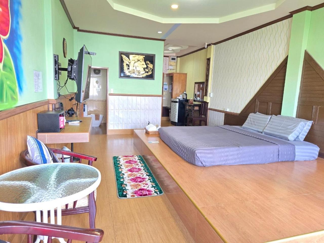 Suwanna Riverside Chainat Екстер'єр фото