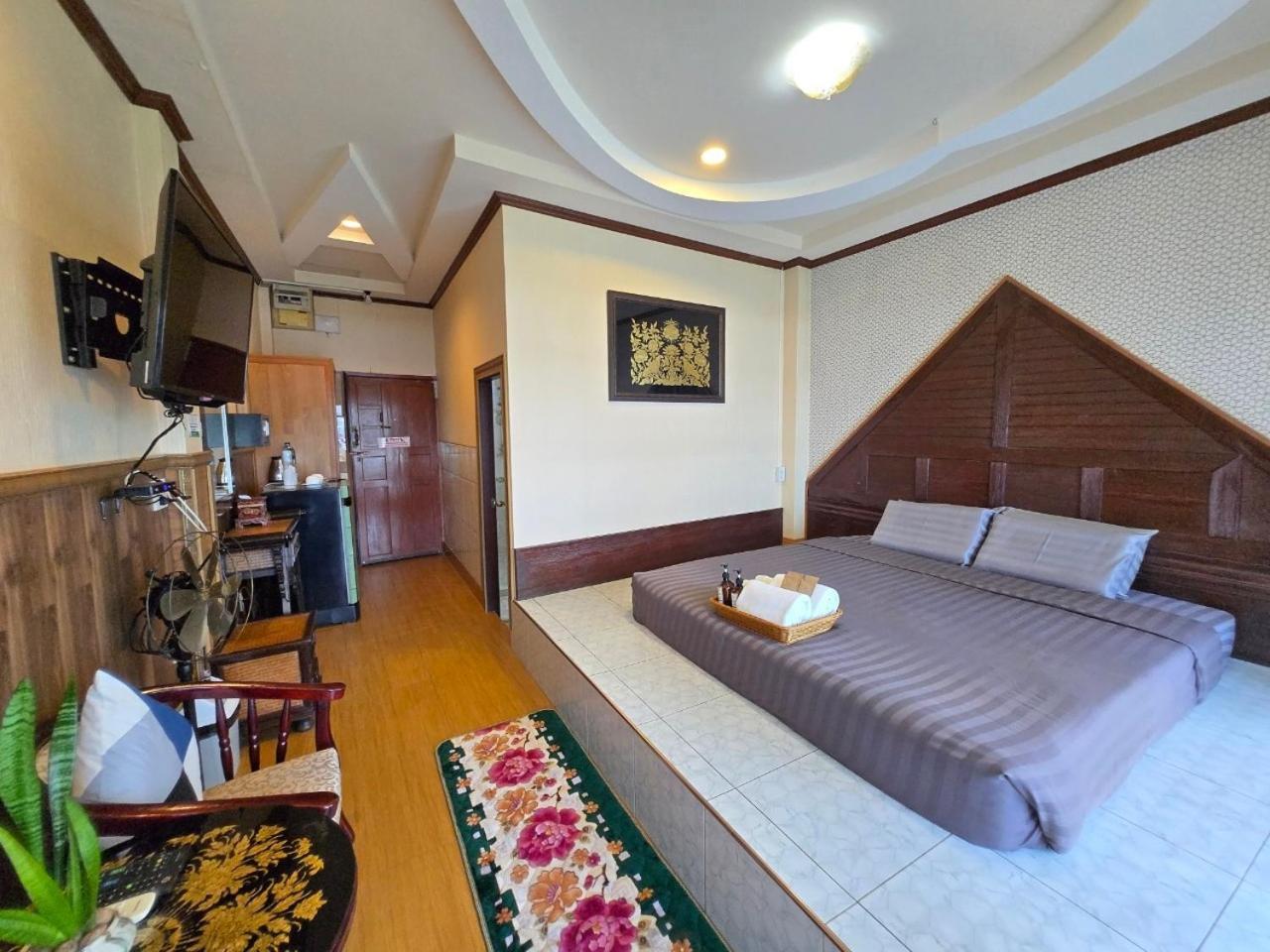 Suwanna Riverside Chainat Екстер'єр фото